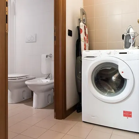 Apartment Dimora Carducci With 4 Sleeps Verona